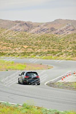 media/May-04-2024-Team Topak Racing (Sat) [[1dff1aa745]]/Advanced/Session 3/